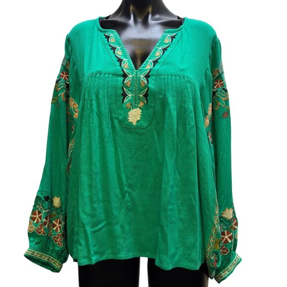 NWT Easel Embroidered Blouse Green Small - Bohemian Style - Picture 1 of 4